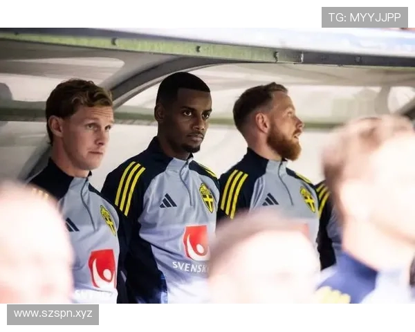 伊伊萨克为瑞典主帅发声：我们始终信任，并将共同战斗